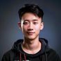 华体会体育新用户小李头像，年轻男性，学生气质，第一次体验体育投注平台